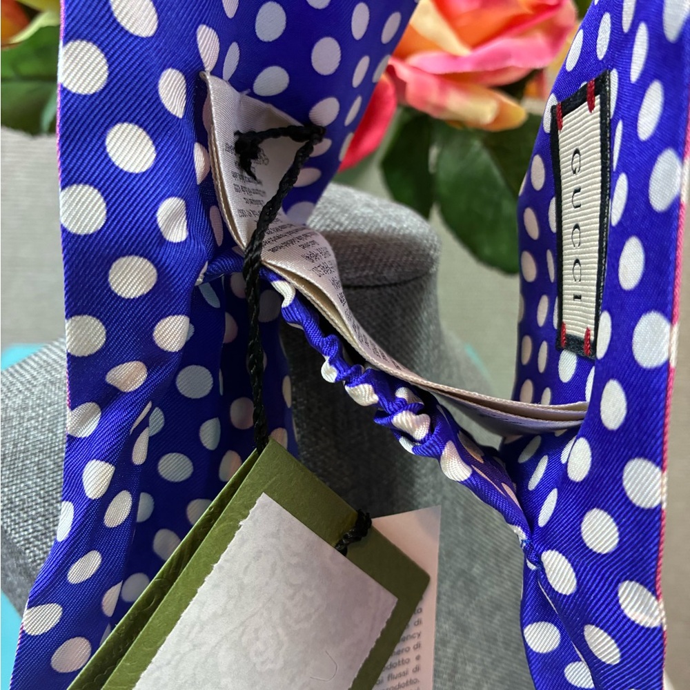 NWT Authentic Gucci Silk Pink & Purple Polka Dot Head Band Wrap - Size Small - Picture 4 of 9